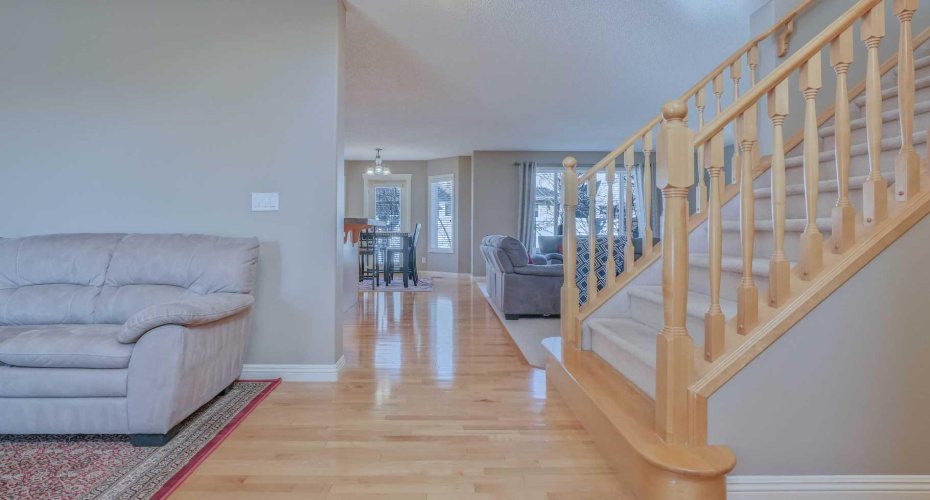 220 Everwillow Green, Calgary, Alberta T2Y 4V9, 3 Bedrooms Bedrooms, ,3 BathroomsBathrooms,Residential,For Sale,Everwillow,A2294646