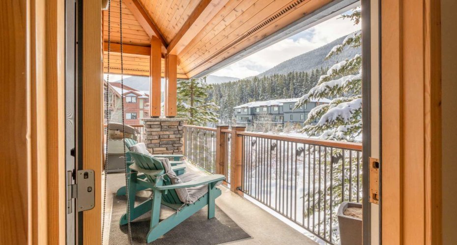 101A Stewart Creek Landing, Canmore, Alberta T1W 0E3, 2 Bedrooms Bedrooms, ,2 BathroomsBathrooms,Residential,For Sale,Stewart Creek,A2294670