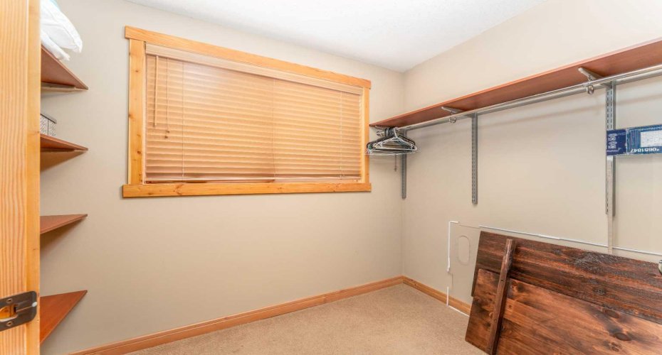 101A Stewart Creek Landing, Canmore, Alberta T1W 0E3, 2 Bedrooms Bedrooms, ,2 BathroomsBathrooms,Residential,For Sale,Stewart Creek,A2294670