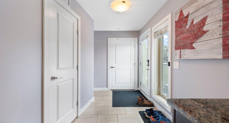 1905 27 Avenue, Calgary, Alberta T2T 1H4, 2 Bedrooms Bedrooms, ,2 BathroomsBathrooms,Residential,For Sale,27,A2294692