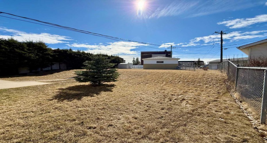 151 Fielding Drive, Calgary, Alberta T2H 1H3, 4 Bedrooms Bedrooms, ,2 BathroomsBathrooms,Residential,For Sale,Fielding,A2294696