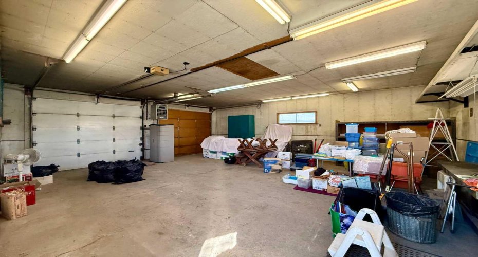 151 Fielding Drive, Calgary, Alberta T2H 1H3, 4 Bedrooms Bedrooms, ,2 BathroomsBathrooms,Residential,For Sale,Fielding,A2294696