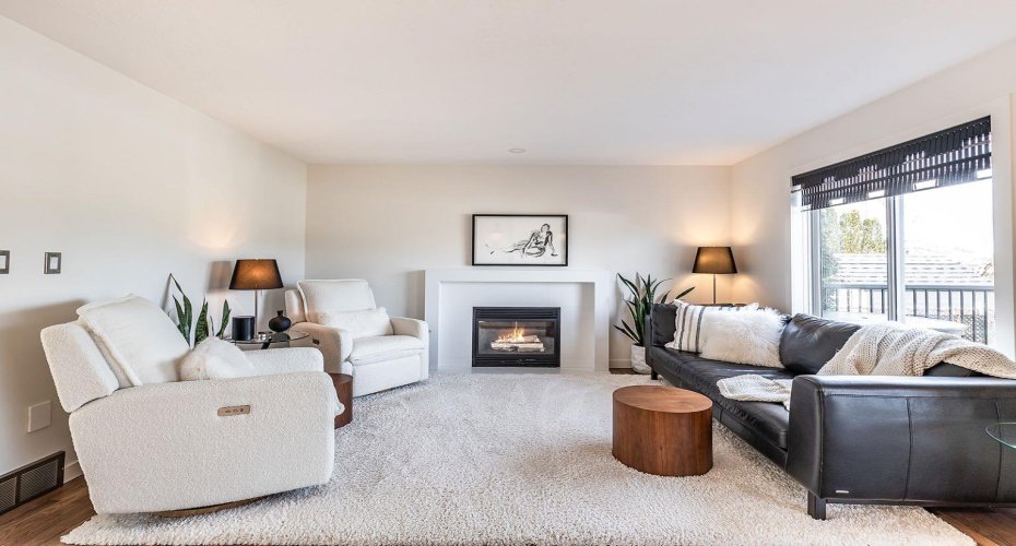 592 Hemingway Crescent, Medicine Hat, Alberta T1C1X4, 4 Bedrooms Bedrooms, ,4 BathroomsBathrooms,Residential,For Sale,Hemingway,A2294703