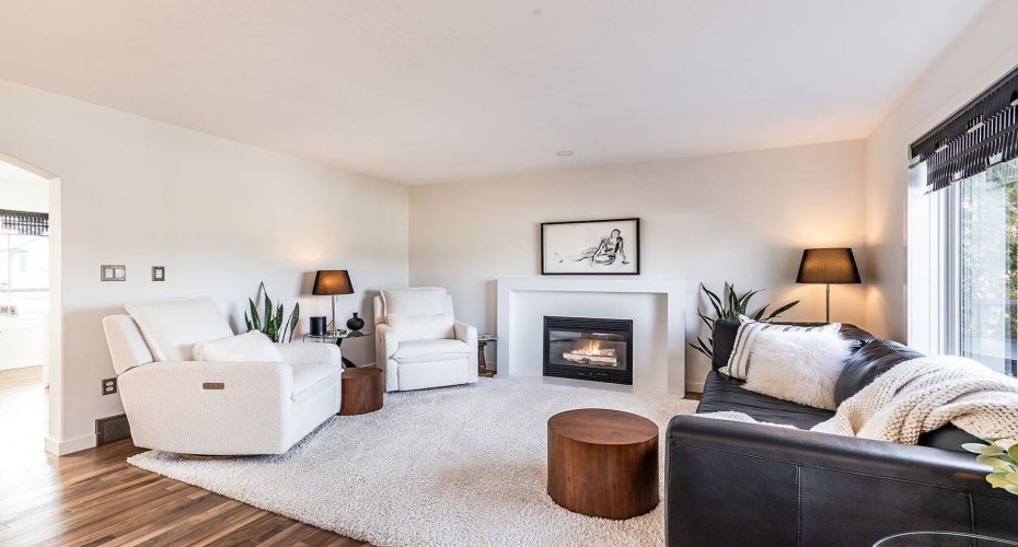 592 Hemingway Crescent, Medicine Hat, Alberta T1C1X4, 4 Bedrooms Bedrooms, ,4 BathroomsBathrooms,Residential,For Sale,Hemingway,A2294703