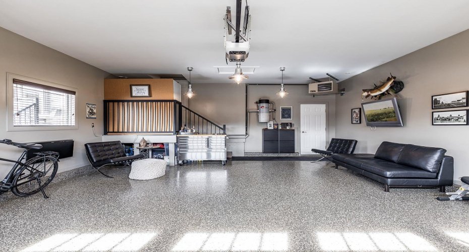 592 Hemingway Crescent, Medicine Hat, Alberta T1C1X4, 4 Bedrooms Bedrooms, ,4 BathroomsBathrooms,Residential,For Sale,Hemingway,A2294703