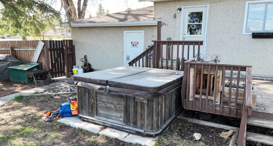 4237 5 Ave, Edson, Alberta T7E 1A5, 4 Bedrooms Bedrooms, ,3 BathroomsBathrooms,Residential,For Sale,5 Ave,A2294707