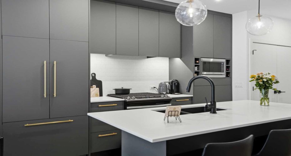 4275 Norford Avenue, Calgary, Alberta T3B 6M2, 2 Bedrooms Bedrooms, ,1 BathroomBathrooms,Residential,For Sale,Norford,A2294708