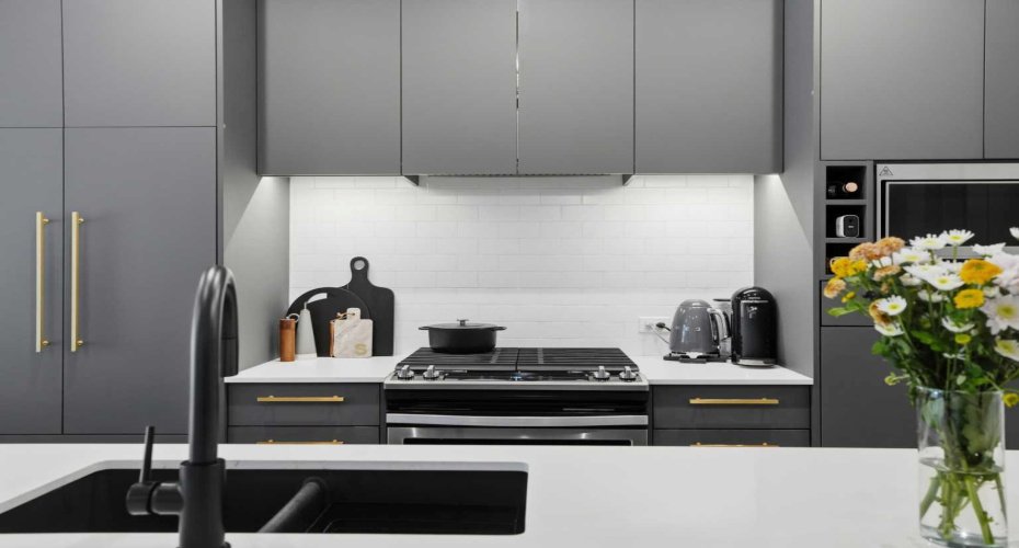 4275 Norford Avenue, Calgary, Alberta T3B 6M2, 2 Bedrooms Bedrooms, ,1 BathroomBathrooms,Residential,For Sale,Norford,A2294708