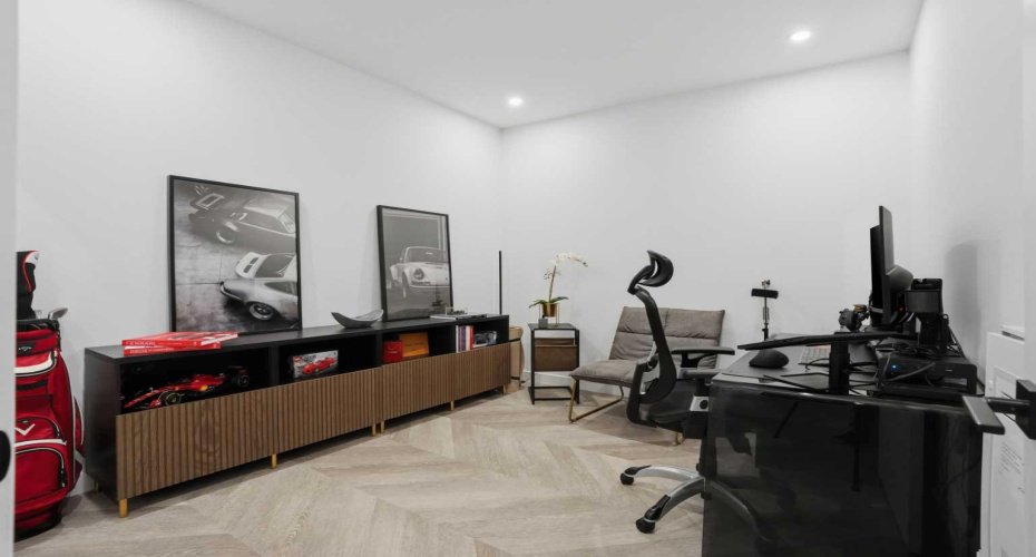 4275 Norford Avenue, Calgary, Alberta T3B 6M2, 2 Bedrooms Bedrooms, ,1 BathroomBathrooms,Residential,For Sale,Norford,A2294708