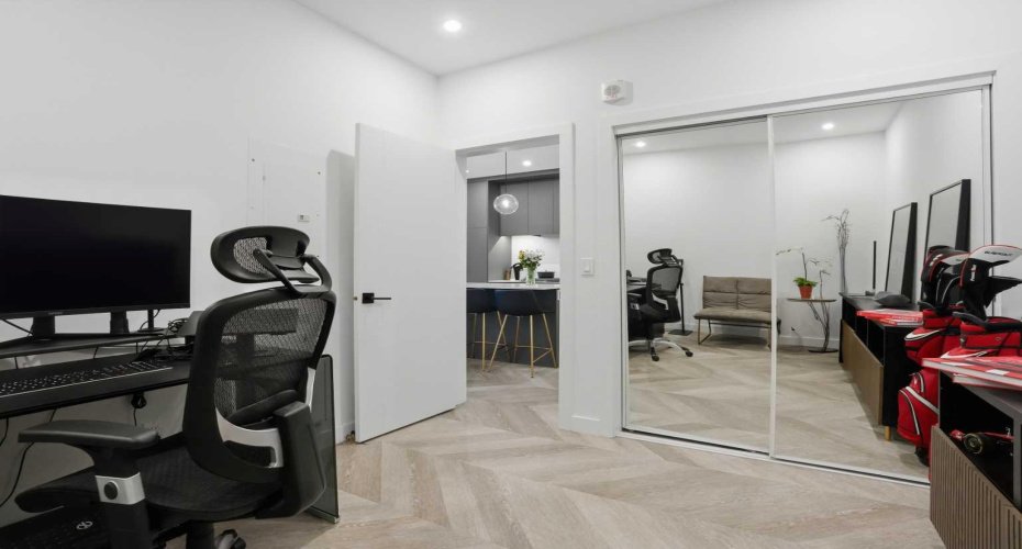 4275 Norford Avenue, Calgary, Alberta T3B 6M2, 2 Bedrooms Bedrooms, ,1 BathroomBathrooms,Residential,For Sale,Norford,A2294708