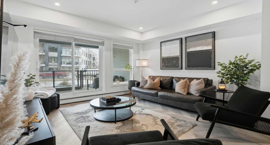 4275 Norford Avenue, Calgary, Alberta T3B 6M2, 2 Bedrooms Bedrooms, ,1 BathroomBathrooms,Residential,For Sale,Norford,A2294708