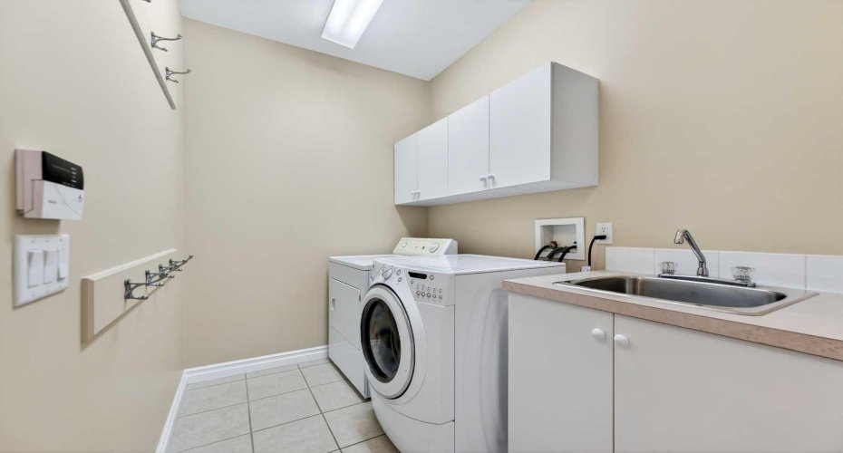 3 Hampstead Hill, Calgary, Alberta T3A 6E5, 3 Bedrooms Bedrooms, ,3 BathroomsBathrooms,Residential,For Sale,Hampstead,A2294709