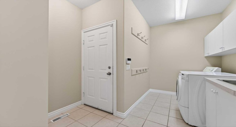 3 Hampstead Hill, Calgary, Alberta T3A 6E5, 3 Bedrooms Bedrooms, ,3 BathroomsBathrooms,Residential,For Sale,Hampstead,A2294709