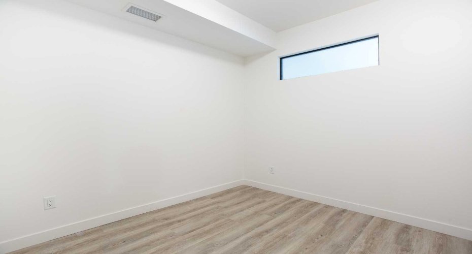 730 2nd Avenue, Calgary, Alberta T2P1R8, 2 Bedrooms Bedrooms, ,2 BathroomsBathrooms,Residential,For Sale,2nd,A2294716