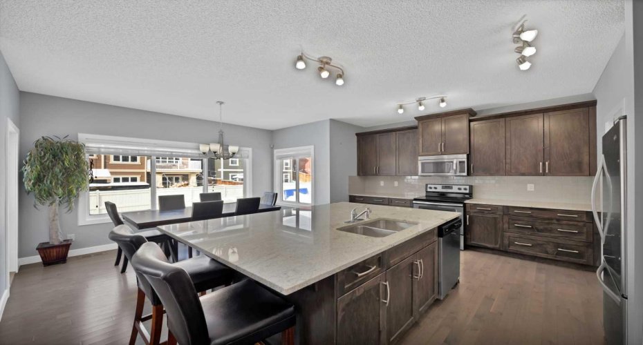 629 Marina Drive, Chestermere, Alberta T1X 0N9, 3 Bedrooms Bedrooms, ,3 BathroomsBathrooms,Residential,For Sale,Marina,A2294851