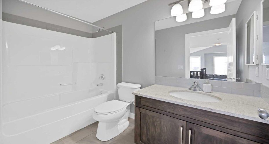 629 Marina Drive, Chestermere, Alberta T1X 0N9, 3 Bedrooms Bedrooms, ,3 BathroomsBathrooms,Residential,For Sale,Marina,A2294851