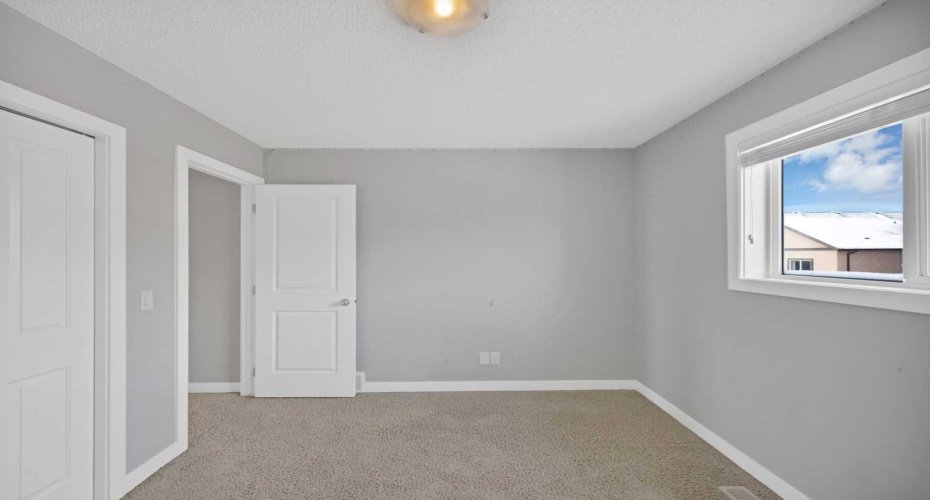 629 Marina Drive, Chestermere, Alberta T1X 0N9, 3 Bedrooms Bedrooms, ,3 BathroomsBathrooms,Residential,For Sale,Marina,A2294851