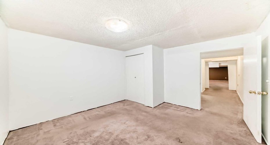 130 Pinemeadow Road, Calgary, Alberta T1Y 4N9, 5 Bedrooms Bedrooms, ,2 BathroomsBathrooms,Residential,For Sale,Pinemeadow,A2290921
