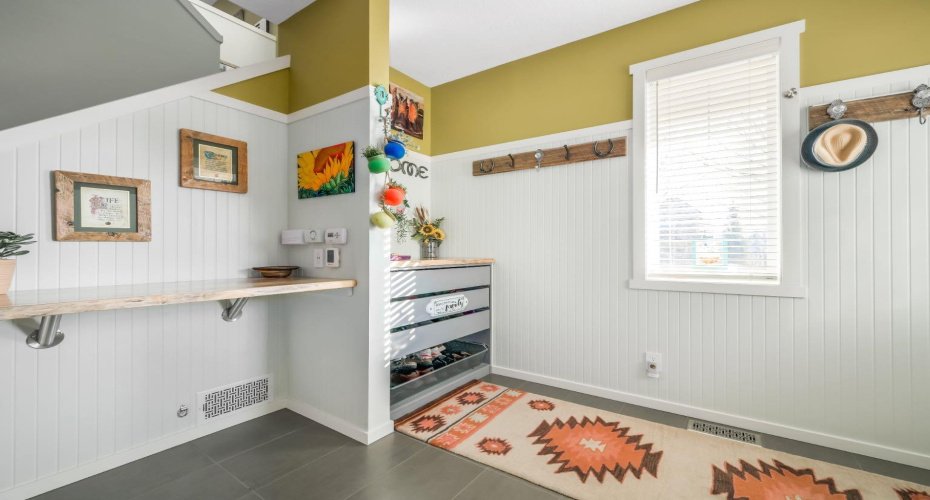 12 Sunrise View, Cochrane, Alberta T4C 0W3, 4 Bedrooms Bedrooms, ,4 BathroomsBathrooms,Residential,For Sale,Sunrise,A2295379