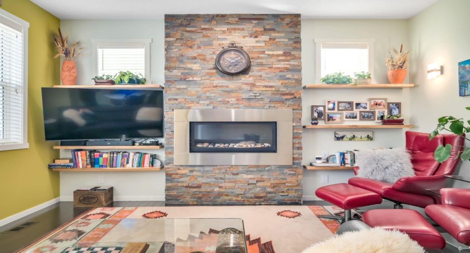 12 Sunrise View, Cochrane, Alberta T4C 0W3, 4 Bedrooms Bedrooms, ,4 BathroomsBathrooms,Residential,For Sale,Sunrise,A2295379