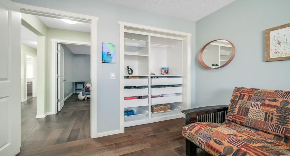 12 Sunrise View, Cochrane, Alberta T4C 0W3, 4 Bedrooms Bedrooms, ,4 BathroomsBathrooms,Residential,For Sale,Sunrise,A2295379