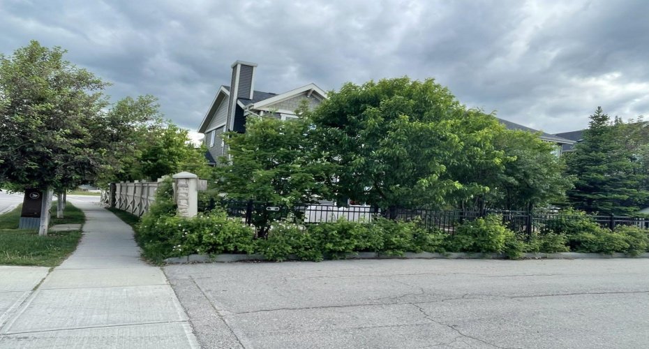 12 Sunrise View, Cochrane, Alberta T4C 0W3, 4 Bedrooms Bedrooms, ,4 BathroomsBathrooms,Residential,For Sale,Sunrise,A2295379