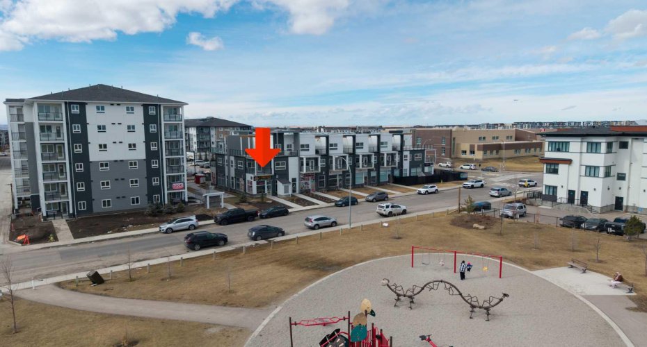 151 SKYVIEW Bay, Calgary, Alberta T3N2K3, ,Commercial,For Lease,SKYVIEW,A2295396