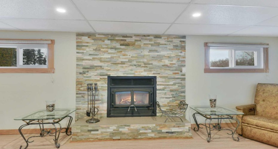 27137 Highway 42, Rural Red Deer County, Alberta T0M 1R0, 4 Bedrooms Bedrooms, ,3 BathroomsBathrooms,Residential,For Sale,Highway 42,A2293336