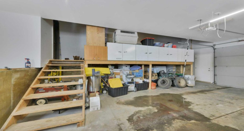27137 Highway 42, Rural Red Deer County, Alberta T0M 1R0, 4 Bedrooms Bedrooms, ,3 BathroomsBathrooms,Residential,For Sale,Highway 42,A2293336