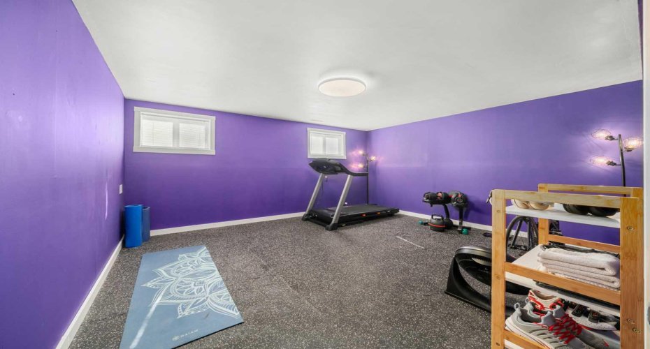 1312 10 Avenue, High River, Alberta T1V 1L4, 5 Bedrooms Bedrooms, ,2 BathroomsBathrooms,Residential,For Sale,10,A2294193