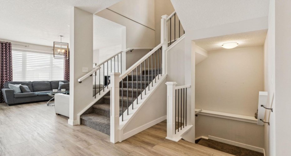 415 Rivercrest Boulevard, Cochrane, Alberta T4C 2V1, 4 Bedrooms Bedrooms, ,3 BathroomsBathrooms,Residential,For Sale,Rivercrest,A2294206