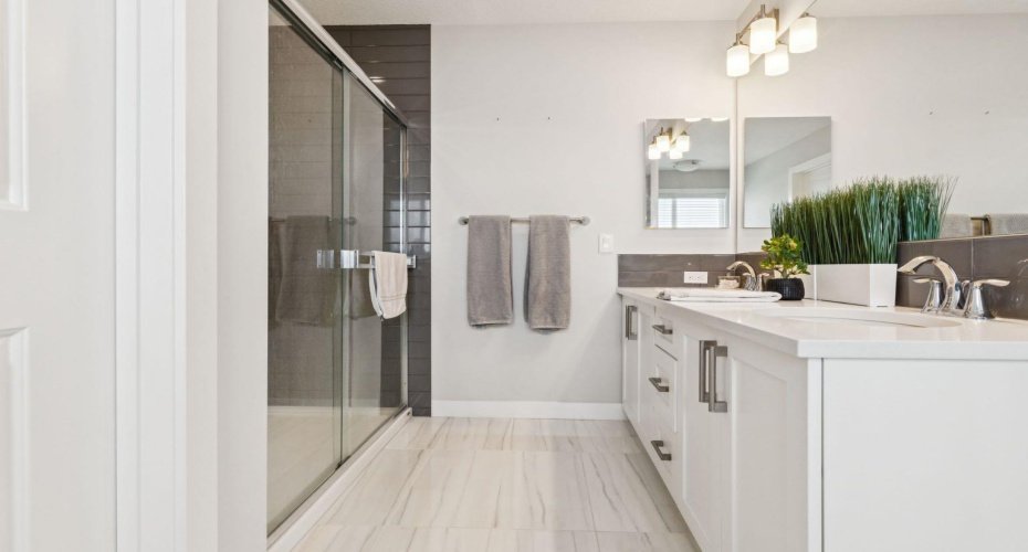 415 Rivercrest Boulevard, Cochrane, Alberta T4C 2V1, 4 Bedrooms Bedrooms, ,3 BathroomsBathrooms,Residential,For Sale,Rivercrest,A2294206