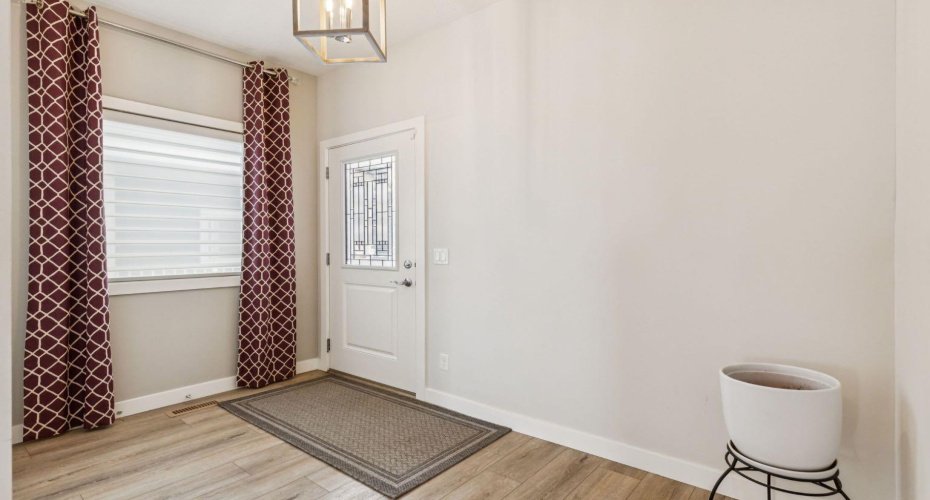 415 Rivercrest Boulevard, Cochrane, Alberta T4C 2V1, 4 Bedrooms Bedrooms, ,3 BathroomsBathrooms,Residential,For Sale,Rivercrest,A2294206