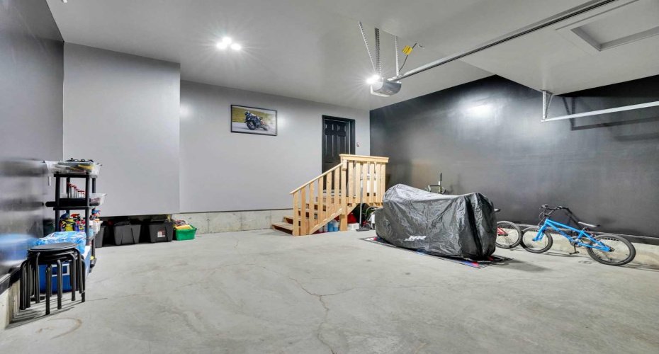 58 RANCHERS View, Okotoks, Alberta T1S 5R6, 4 Bedrooms Bedrooms, ,3 BathroomsBathrooms,Residential,For Sale,RANCHERS,A2295113