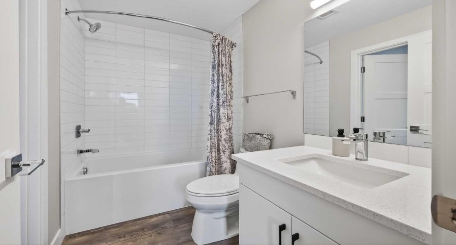 8355 19 Avenue, Calgary, Alberta T3H 6G3, 2 Bedrooms Bedrooms, ,2 BathroomsBathrooms,Residential,For Sale,19,A2291696