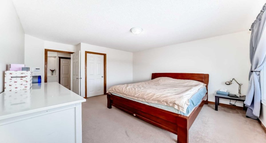 193 Covewood Green, Calgary, Alberta T3K 5G6, 3 Bedrooms Bedrooms, ,3 BathroomsBathrooms,Residential,For Sale,Covewood,A2293956
