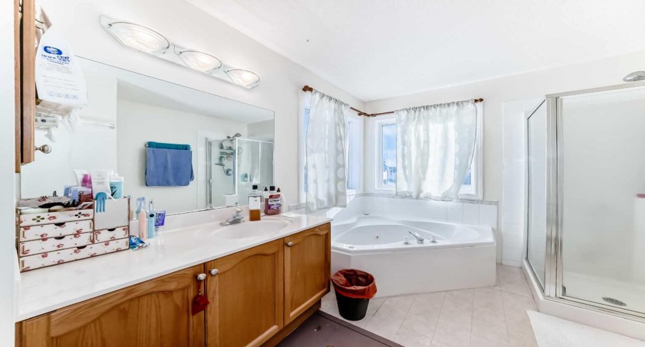 193 Covewood Green, Calgary, Alberta T3K 5G6, 3 Bedrooms Bedrooms, ,3 BathroomsBathrooms,Residential,For Sale,Covewood,A2293956