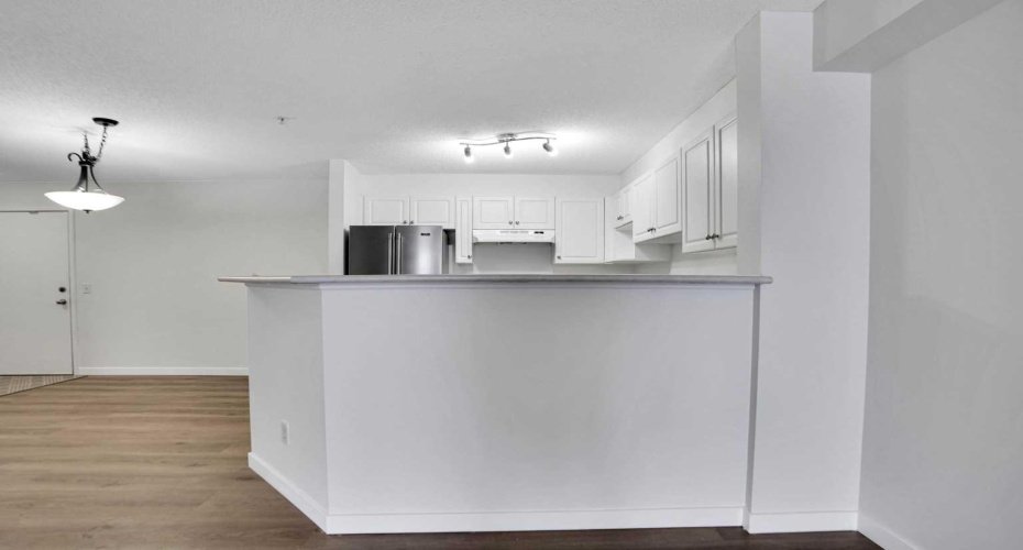 5500 Somervale Court, Calgary, Alberta T2Y4L9, 2 Bedrooms Bedrooms, ,1 BathroomBathrooms,Residential,For Sale,Somervale,A2291263