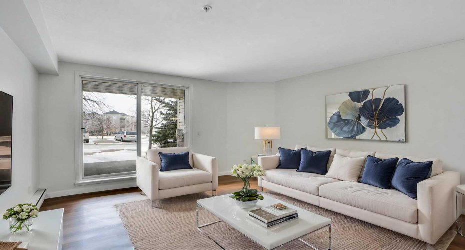 5500 Somervale Court, Calgary, Alberta T2Y4L9, 2 Bedrooms Bedrooms, ,1 BathroomBathrooms,Residential,For Sale,Somervale,A2291263