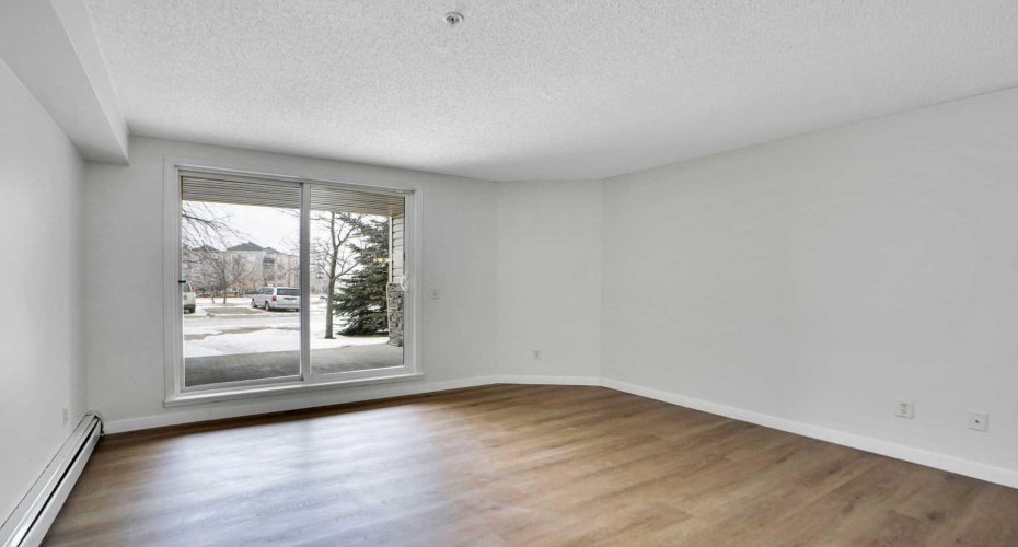 5500 Somervale Court, Calgary, Alberta T2Y4L9, 2 Bedrooms Bedrooms, ,1 BathroomBathrooms,Residential,For Sale,Somervale,A2291263