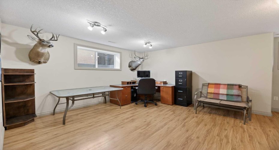 5910 Park Meadows Crescent, Olds, Alberta T4H 1Y2, 4 Bedrooms Bedrooms, ,3 BathroomsBathrooms,Residential,For Sale,Park Meadows,A2294065