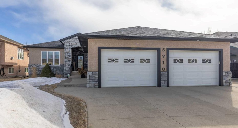 5910 Park Meadows Crescent, Olds, Alberta T4H 1Y2, 4 Bedrooms Bedrooms, ,3 BathroomsBathrooms,Residential,For Sale,Park Meadows,A2294065