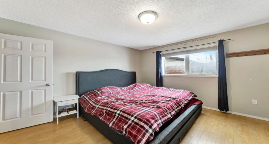 207 3rd Avenue, Neilburg, Saskatchewan S0M 2C0, 5 Bedrooms Bedrooms, ,3 BathroomsBathrooms,Residential,For Sale,3rd,A2294907