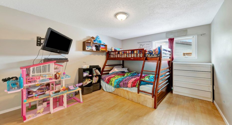 207 3rd Avenue, Neilburg, Saskatchewan S0M 2C0, 5 Bedrooms Bedrooms, ,3 BathroomsBathrooms,Residential,For Sale,3rd,A2294907