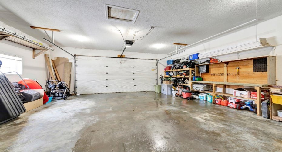 207 3rd Avenue, Neilburg, Saskatchewan S0M 2C0, 5 Bedrooms Bedrooms, ,3 BathroomsBathrooms,Residential,For Sale,3rd,A2294907