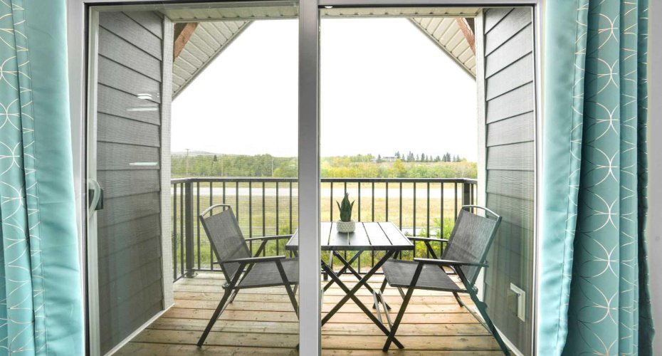 Primary Bedroom - Balcony