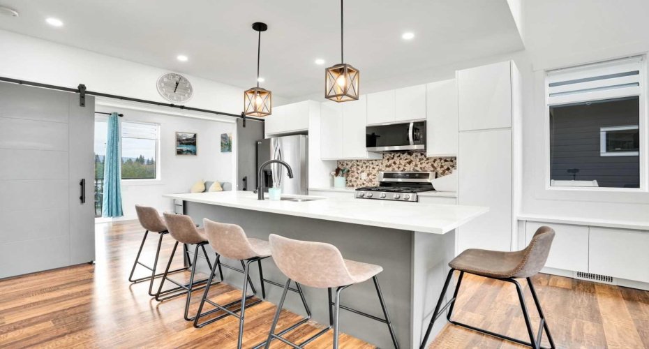 Kitchen/Dining