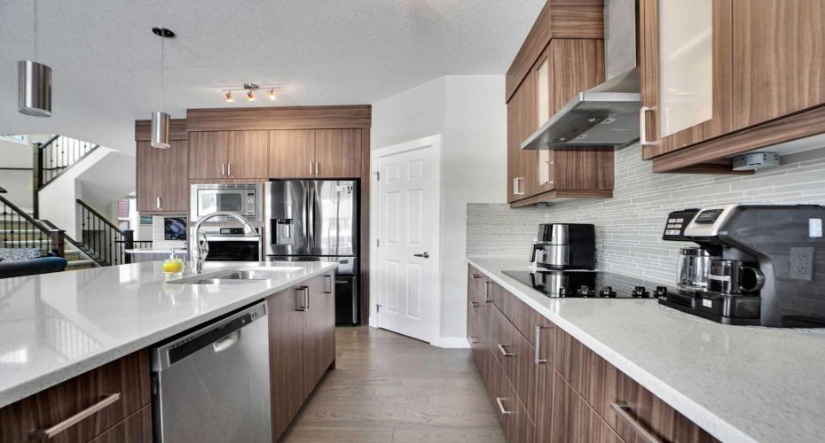 92 Red Embers Terrace, Calgary, Alberta T3N 1K8, 7 Bedrooms Bedrooms, ,5 BathroomsBathrooms,Residential,For Sale,Red Embers,A2295457