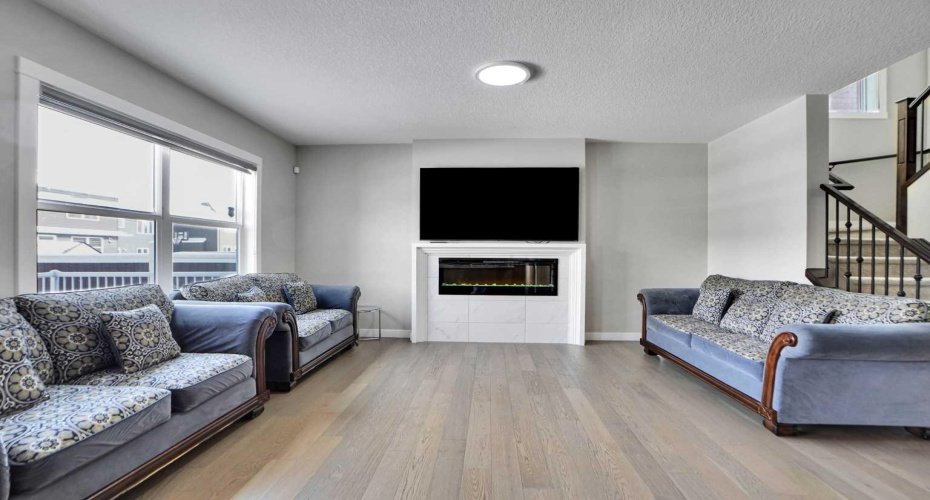 92 Red Embers Terrace, Calgary, Alberta T3N 1K8, 7 Bedrooms Bedrooms, ,5 BathroomsBathrooms,Residential,For Sale,Red Embers,A2295457