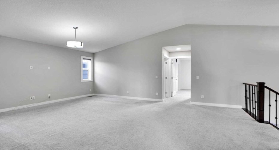 92 Red Embers Terrace, Calgary, Alberta T3N 1K8, 7 Bedrooms Bedrooms, ,5 BathroomsBathrooms,Residential,For Sale,Red Embers,A2295457